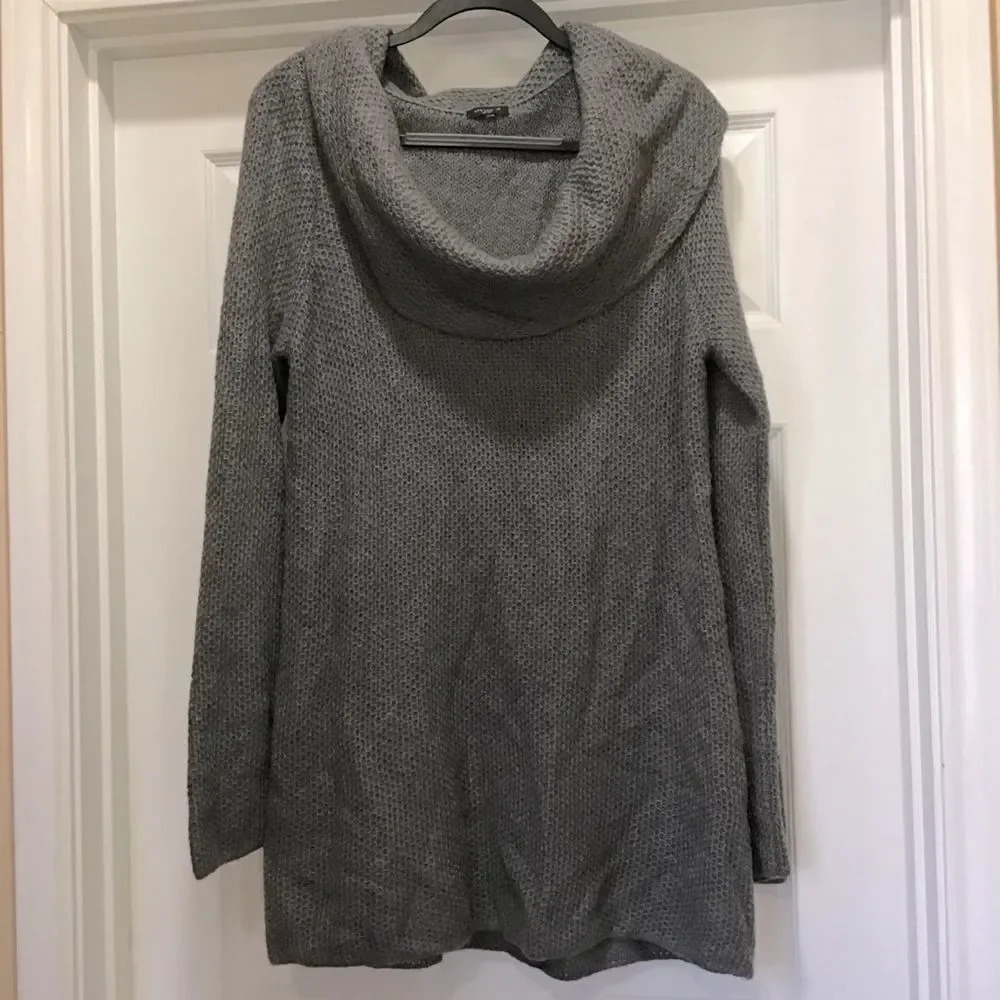ANN TAYLOR Mohair Gray Sweater Size Large Drape Neck Long Sleeve Chunky Knit